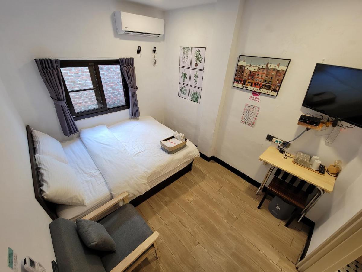Old Wow老屋瓦共享民宿hostel 桃園市民宿074號 Longtan Exterior foto